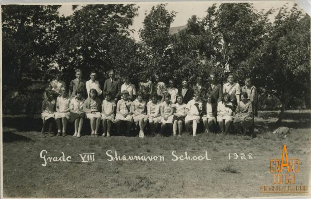 Photographic Print, Grade 8 / VIII, 1927 / 1928, Shaunavon School 