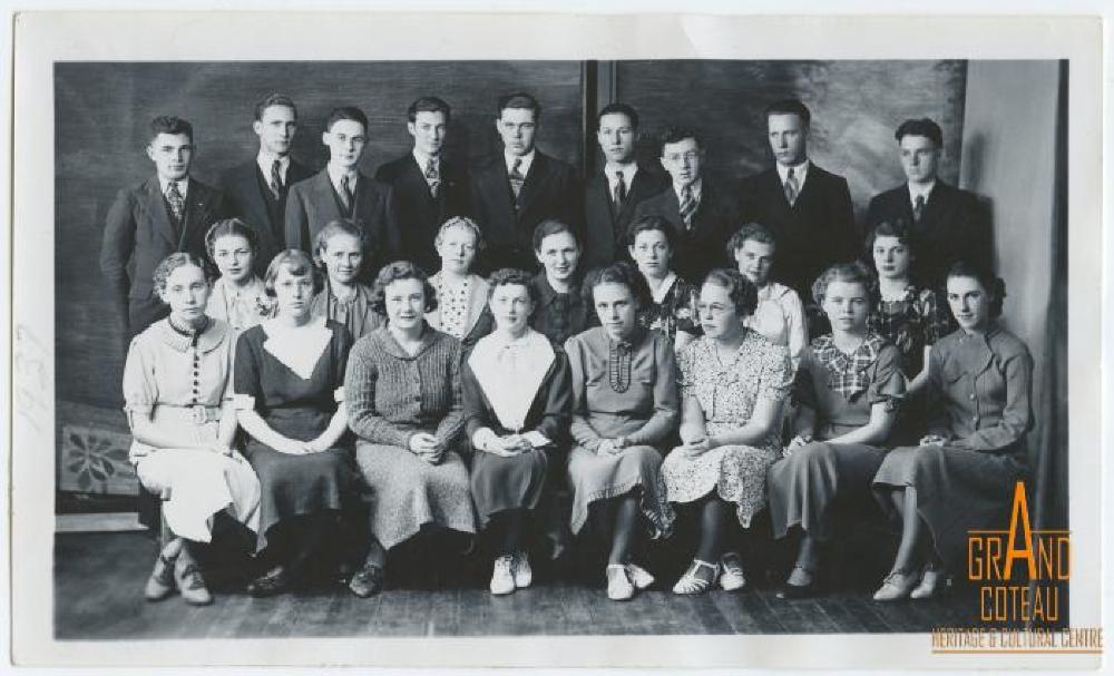 Photographic Print, grade XII / 12, 1936 / 1937, high school graduation