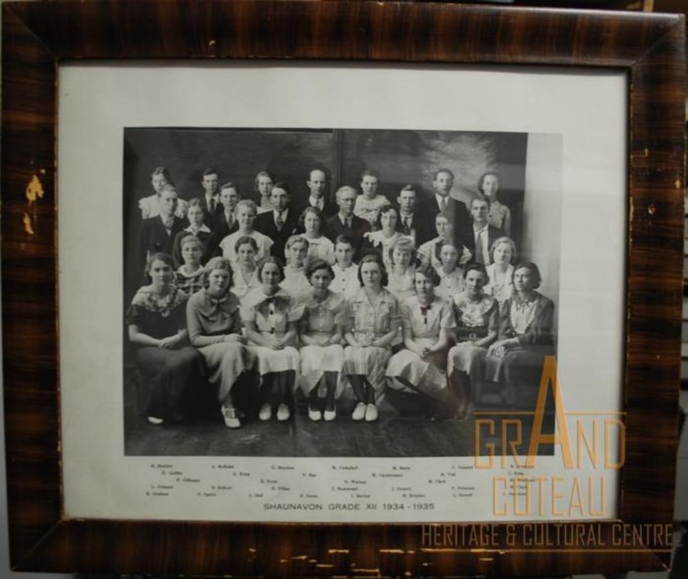 Photographic Print, Grade  XII / 12, 1934 / 1935, High School graduates