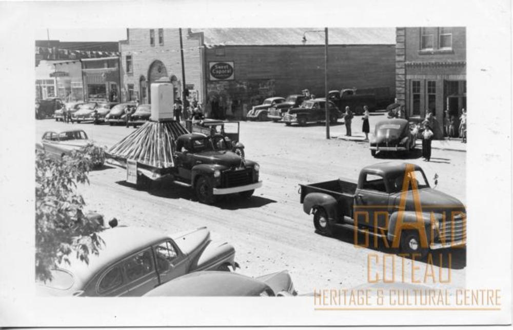 Photographic postcard