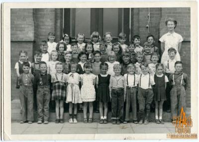 Photographic print, Grade I / 1, 1947 / 1948, Shaunavon Public School