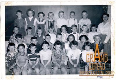 Photographic Print, grade II / 2, 1955 - 1956, Shaunavon Public School