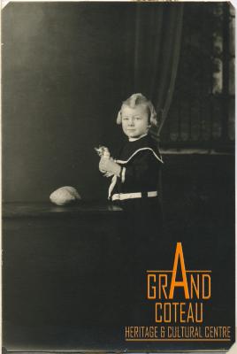 Photograph, Leonard 'Hymie' Hanft as a child, approximately 4 years old