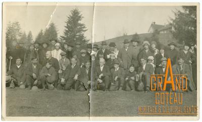 Photographic Print, unidentified group of people