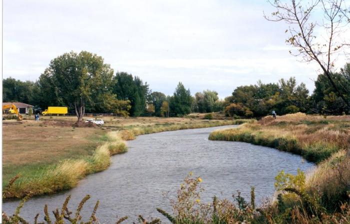 Swift Current Creek Walking Bridge Construction (c.2002)