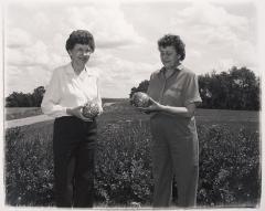 Virginia Nykiforuk and Olga Nykiforuk