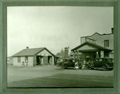 Harry’s Service Station (c.1930s)