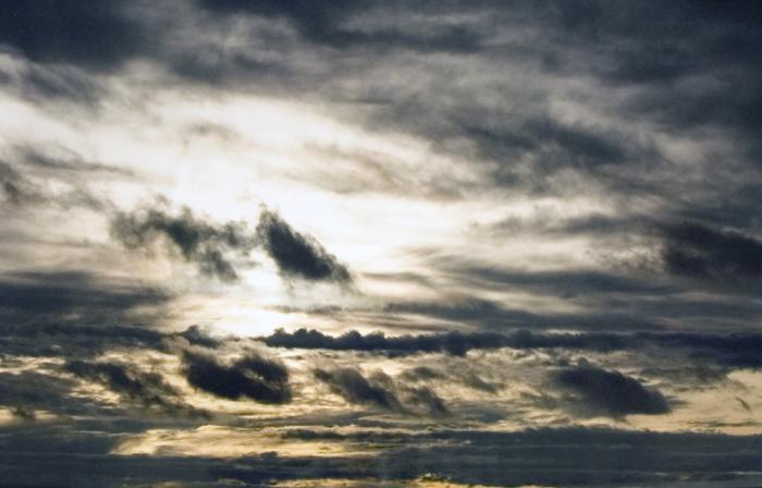 Kelvin-Helmholtz Waves/Cumulus Fractus/Cirrus/Altocumulus