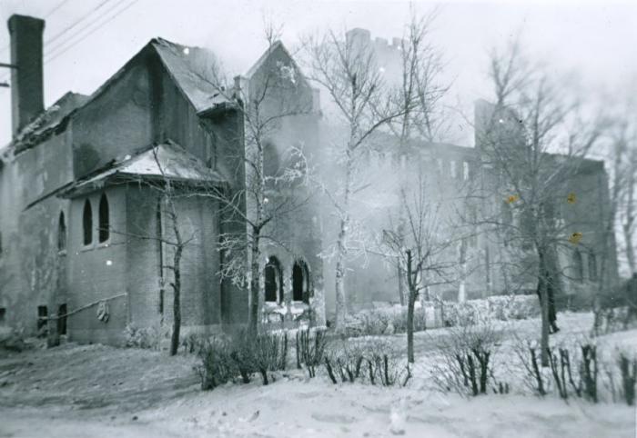 Metropolitan Methodist Church Fire, Swift Current (1946-12-29)