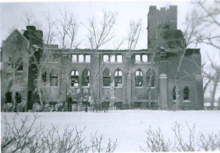 Metropolitan Methodist Church Fire, Swift Current (1946-12-29)