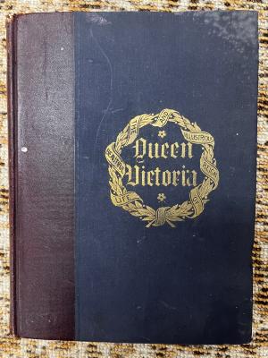 Book - Queen Victoria