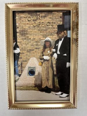 Picture of George Chopping and Joan Murray - Taken at dedication of the new town hall