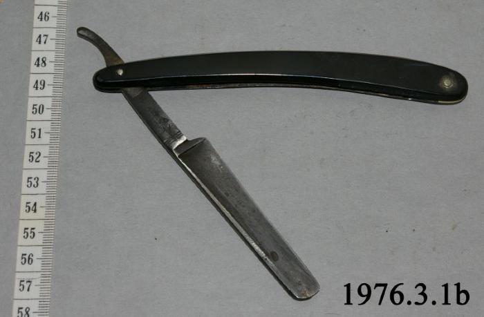 Straight Razor - Shaving Kit (1876)