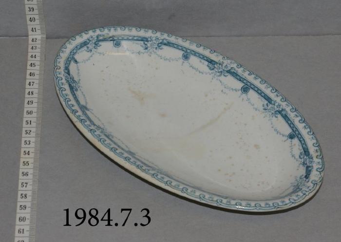 Small Oval Serving Dish (1917)