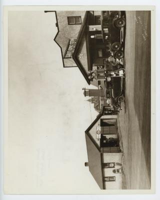 Harry's Service Station (c.1937);Harry's Service Station (c.1937);Photograph