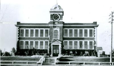 Elmwood School (1916);Elmwood School (1916);Photograph