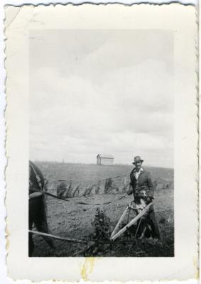 Photograph, Leonard 'Hymie' Hanft cultivating the garden, 1937