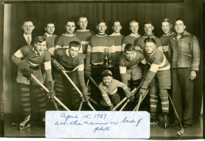 Swift Current Hot Spurs Hockey Team (1937-04-15)