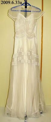 Wedding Dress;Wedding Dress (1949-06-11);Wedding Dress (1949-06-11)