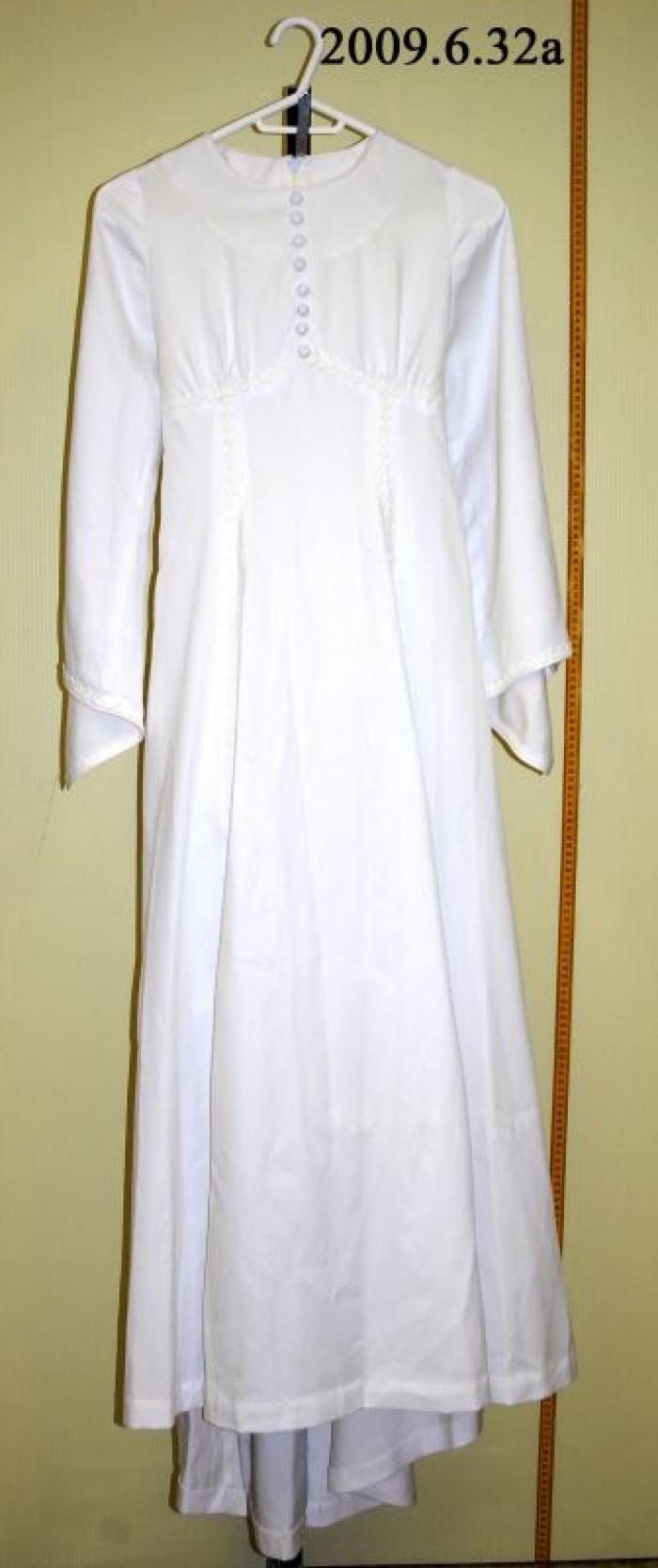 Wedding Dress;Wedding Dress (1973-09-01);Wedding Dress (1973-09-01)