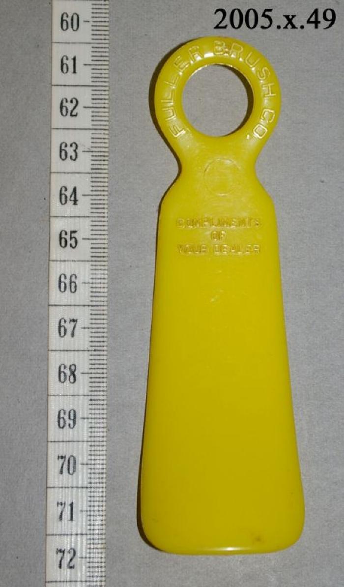 Fuller Brush Company Shoehorn;Fuller Brush Company Shoehorn;Yellow Plastic Shoehorn