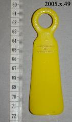 Fuller Brush Company Shoehorn;Fuller Brush Company Shoehorn;Yellow Plastic Shoehorn