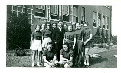 Photograph;Swift Current Collegiate Institute, Girls Softball Team (c.1940s)