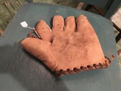 Front of Glove