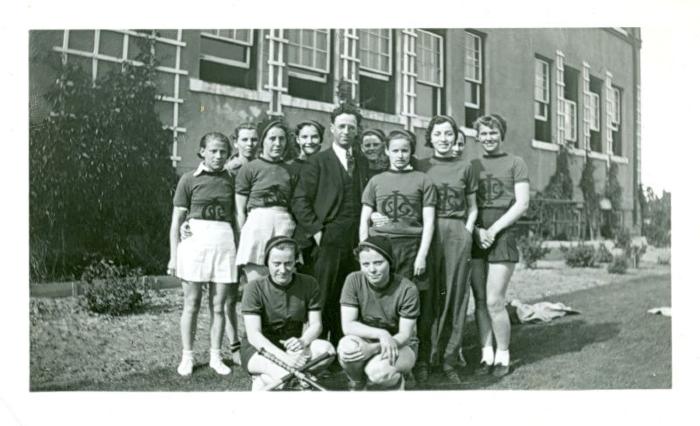 Photograph;Swift Current Collegiate Institute, Girls Softball Team (c.1940s)