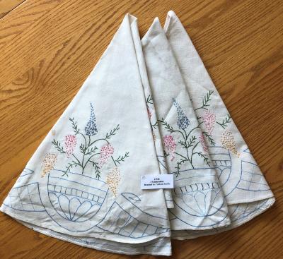 Tablecloths - set of 3