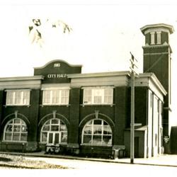 City Hall (1942)