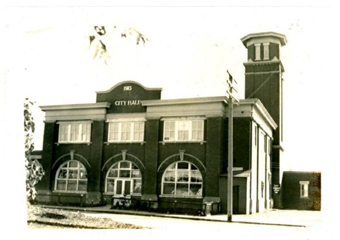 City Hall (1942)