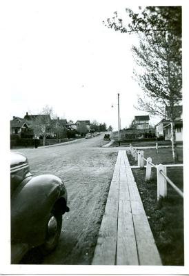 2nd Avenue Northeast Walkway, Swift Current (1942)