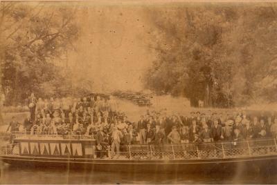 Photo - group of men on a boat