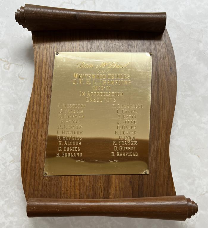 1970-71 Q.V.H.L. Champions plaque.