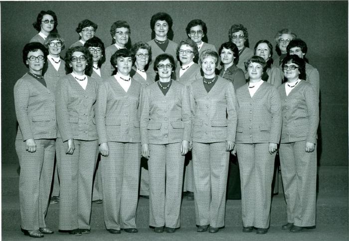 Sweet Adelines in Pantsuits (1978-05)