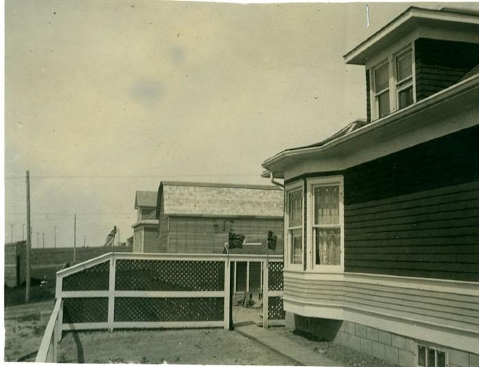 Fee Family Home, 514 1st Avenue Northeast