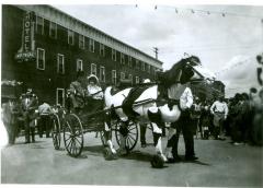 Parade (c.1949)