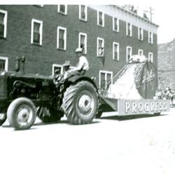 Parade (c.1946)