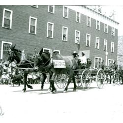 Parade (c.1946)