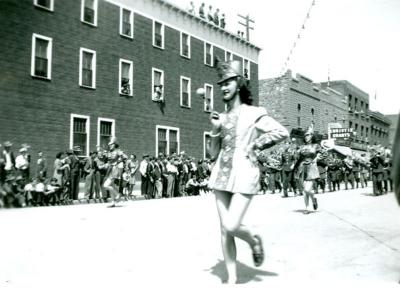 Parade (c.1946)