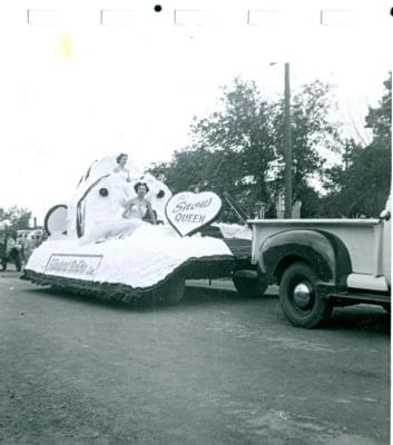 Frontier Days Parade (1954)