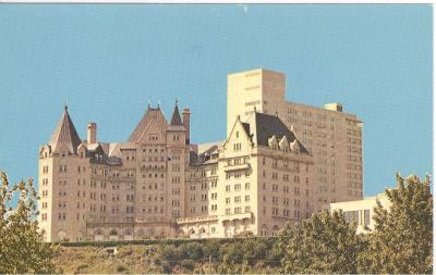 Macdonald Hotel, Canadian National Railway Hotel, Edmonton Postcard