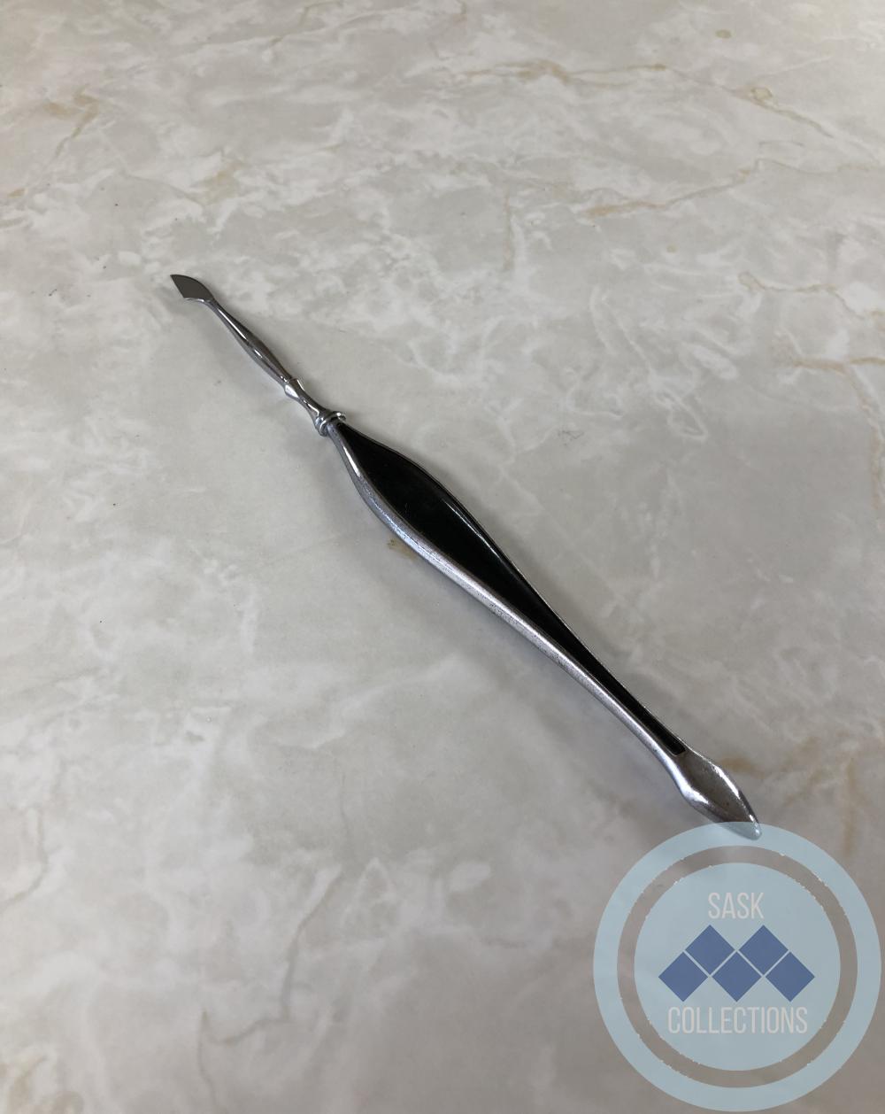Vintage Vanity Set - Manicure Tool