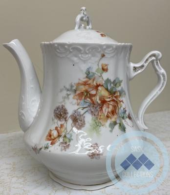 Tea Pot - this fine china belonged to Mrs. Violet Porter.  Her mother, Mrs. Ellen Ede, bought about 1906 at Harry Cosgrave's grandmother's Mrs. Francis (Augusta) Cosgrave's sale in the Burrows District.
