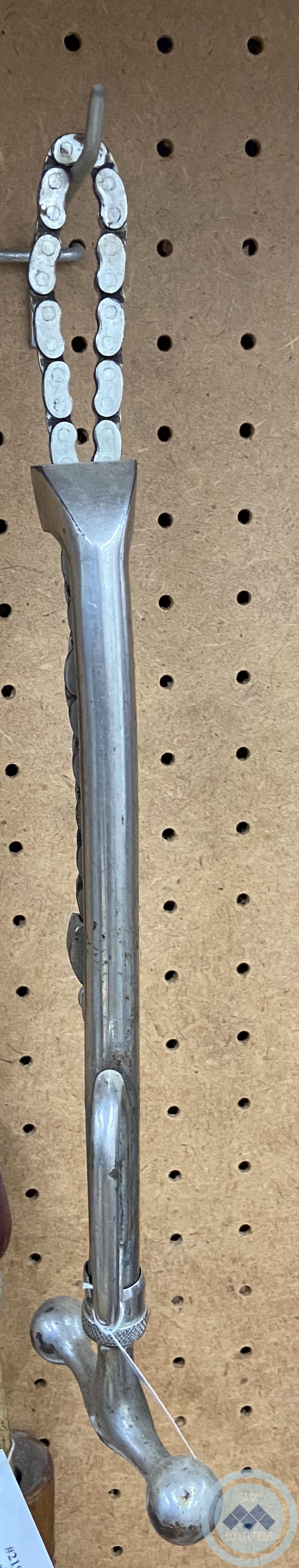 Surgical Instrument for Calf Delivery