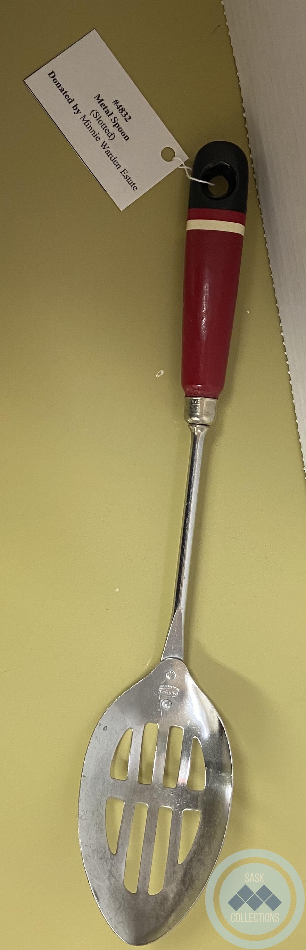 Metal spoon - slotted
