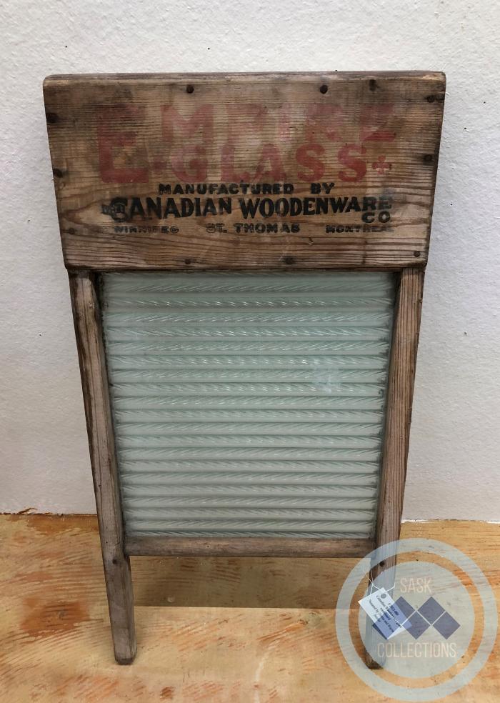 Canadian Woodenware Glass Washboard