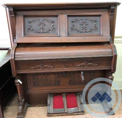Pump Organ
