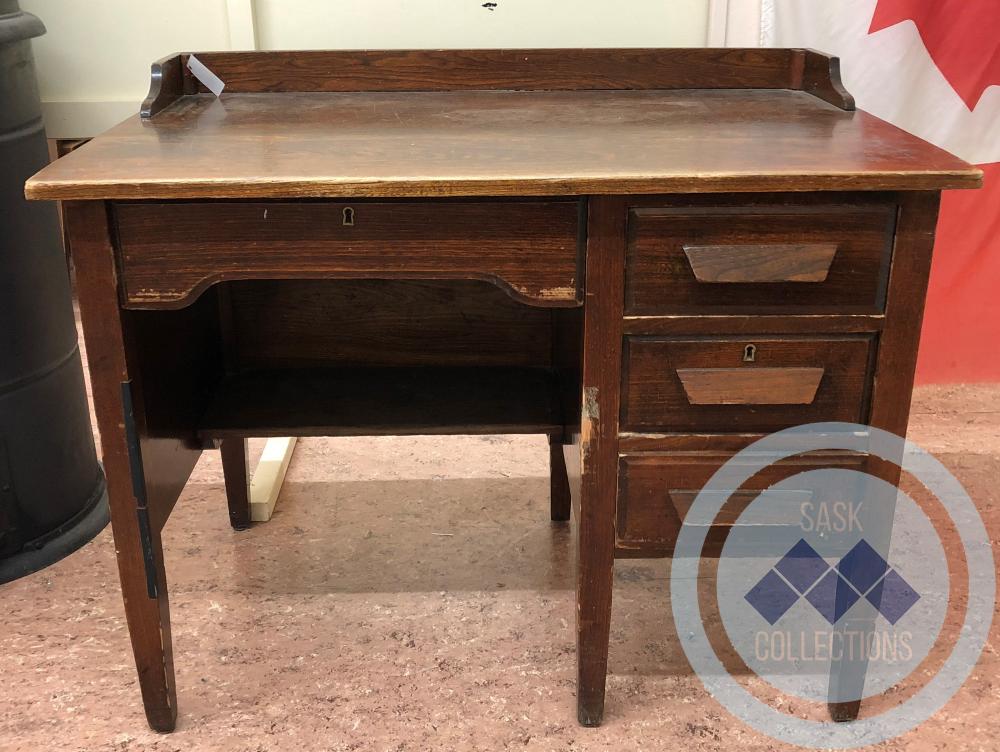 Teachers Desk